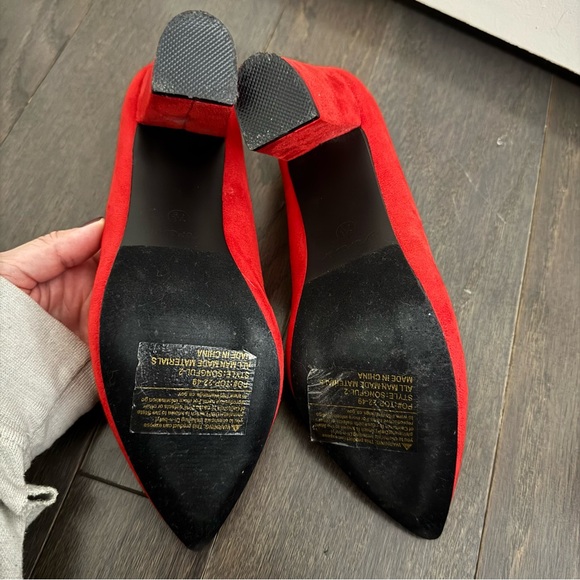 Classic Block High Heel Slip On Pointed Toe Pumps Red Suede - Picture 4 of 5
